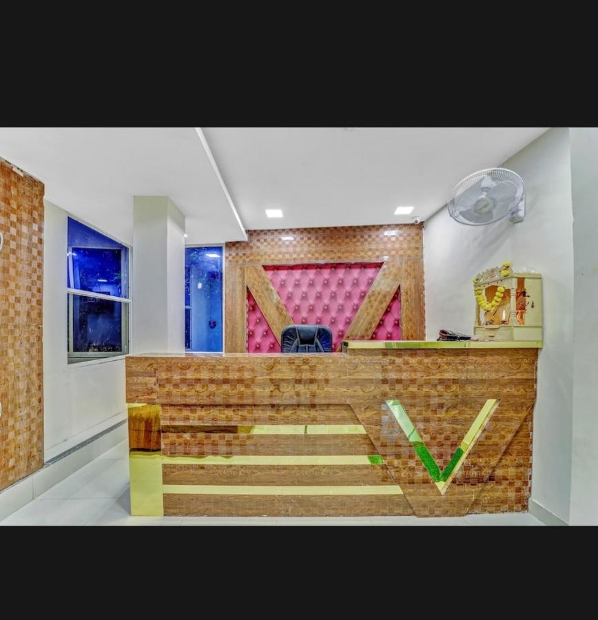 אחמדאבאד Hotel Bhavya Residency מראה חיצוני תמונה