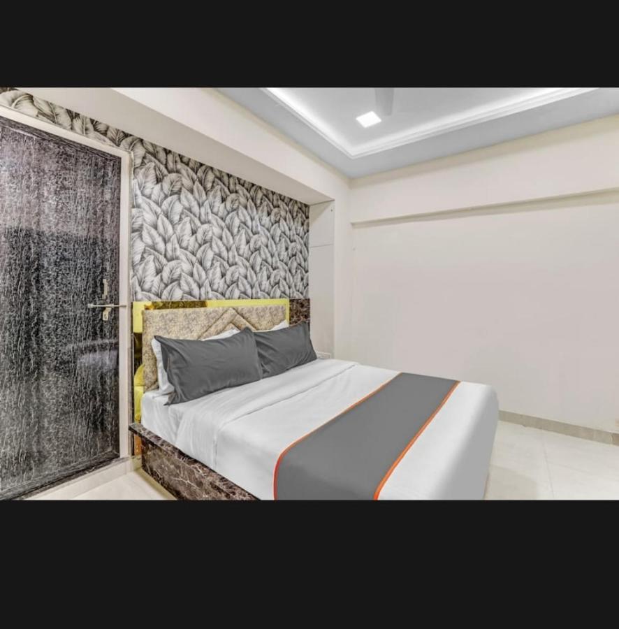אחמדאבאד Hotel Bhavya Residency מראה חיצוני תמונה